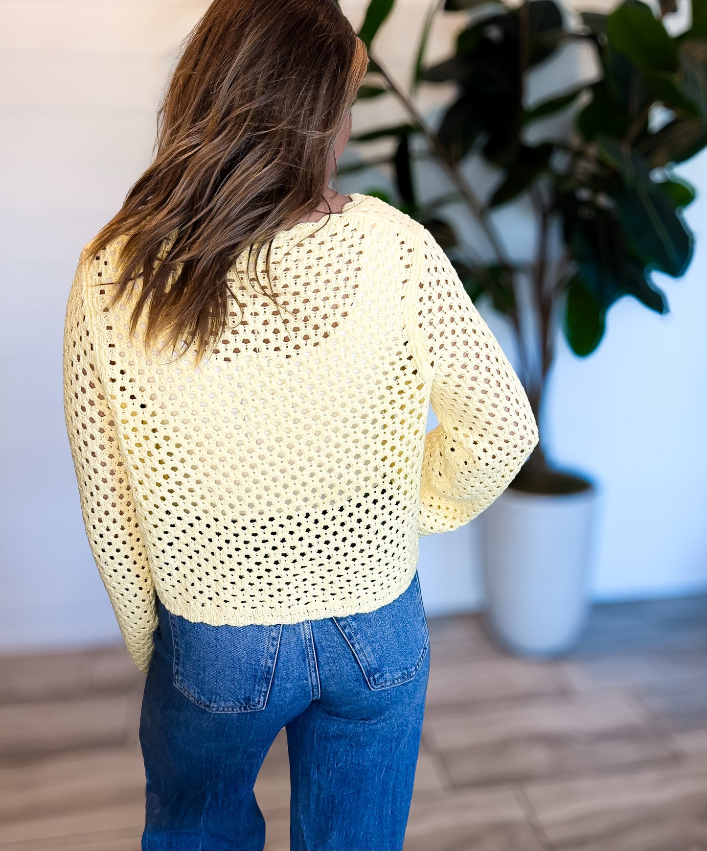 Crochet Knit Scallop Trim Sweater