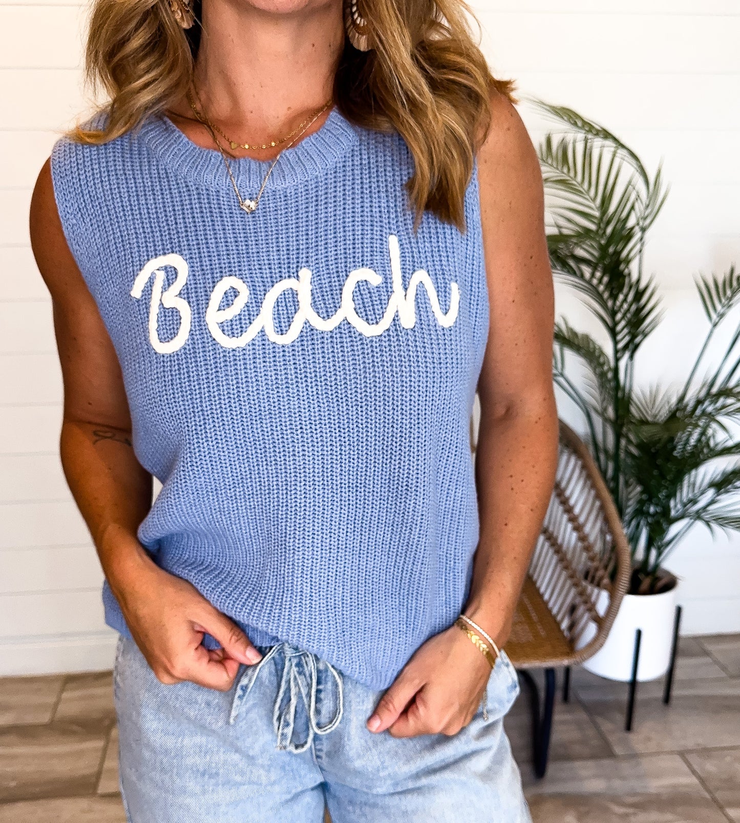 Round Neck 'BEACH' Sweater Tank